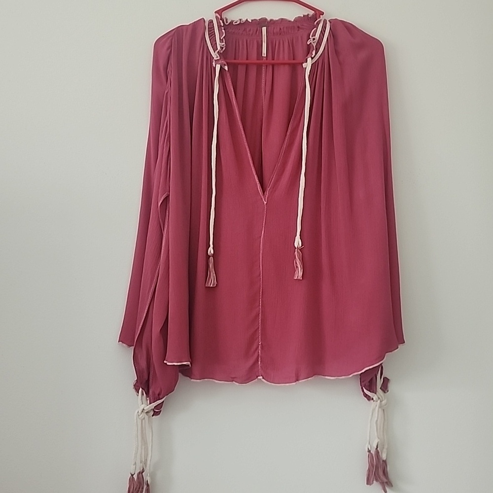 Free People Bohemian Lagenlook Rayon Tunic Top Deep V-neckline Size XS in Pink